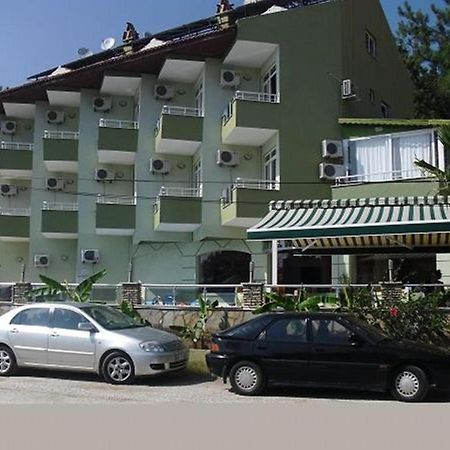 Anerissa Hotel 말마리스 외부 사진